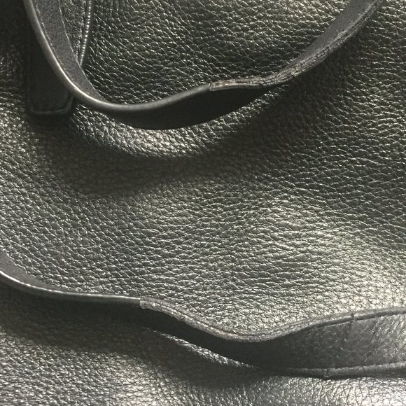Kenneth Cole Pebbled Leather Shoulder Bag - Picture 14 of 14